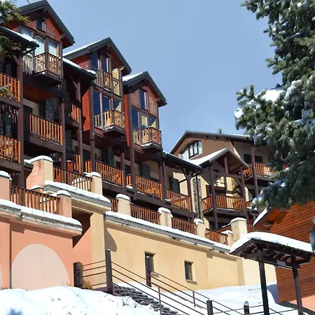 Chaleureux A Pyrenees 2000 - Wifi Et Parking Prive * Bolquere Pyrenees 2000